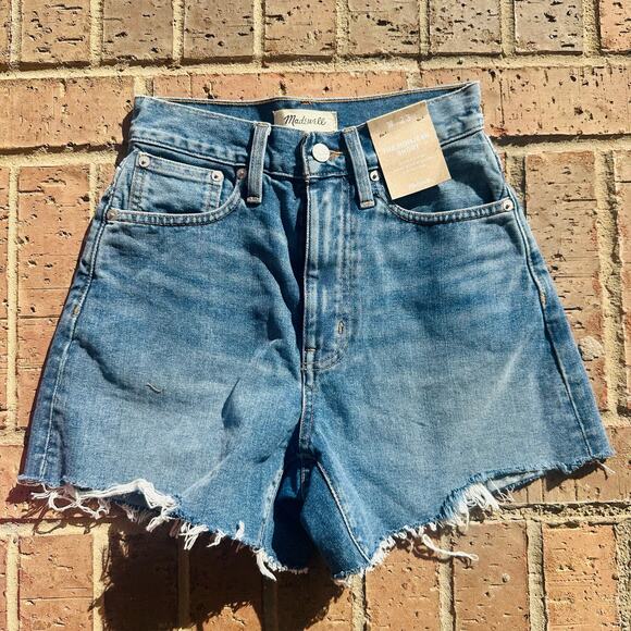 Madewell Pants - Madewell Women's Blue Cotton High Fitted Waist Mom Jeans Shorts Size W23 NWT